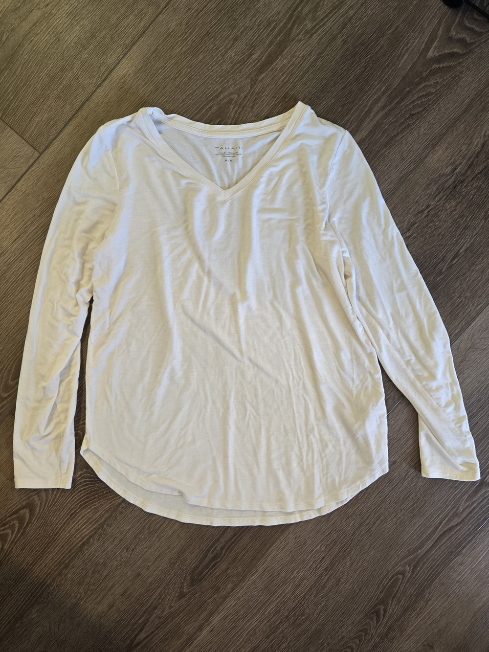 Tahari White V-Neck Long Sleeve Top